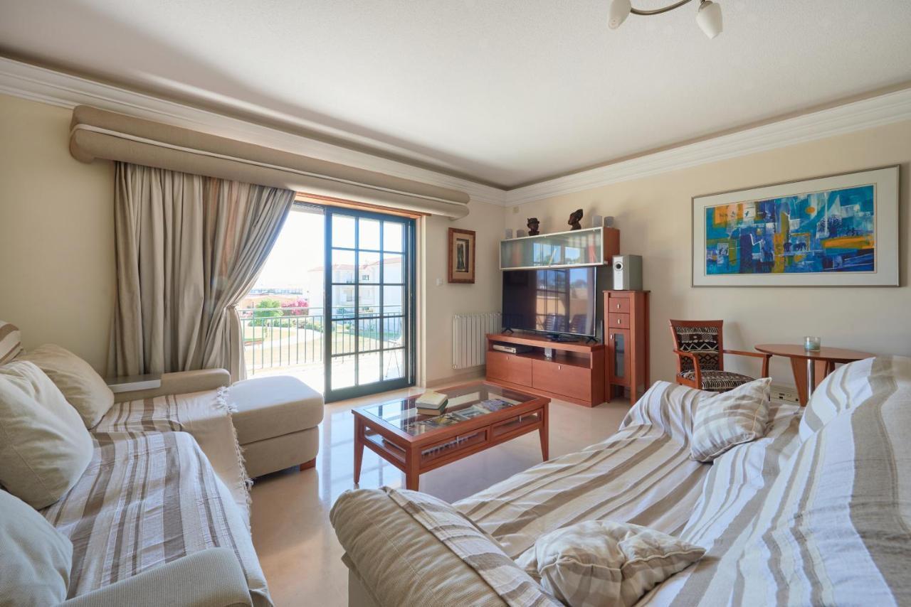Apartamento Junto Nova&Praia Carcavelos II Dış mekan fotoğraf